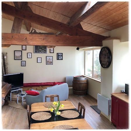 - Le Patio - Calme, Chaleureux, Unique Apartment Безансон Екстериор снимка