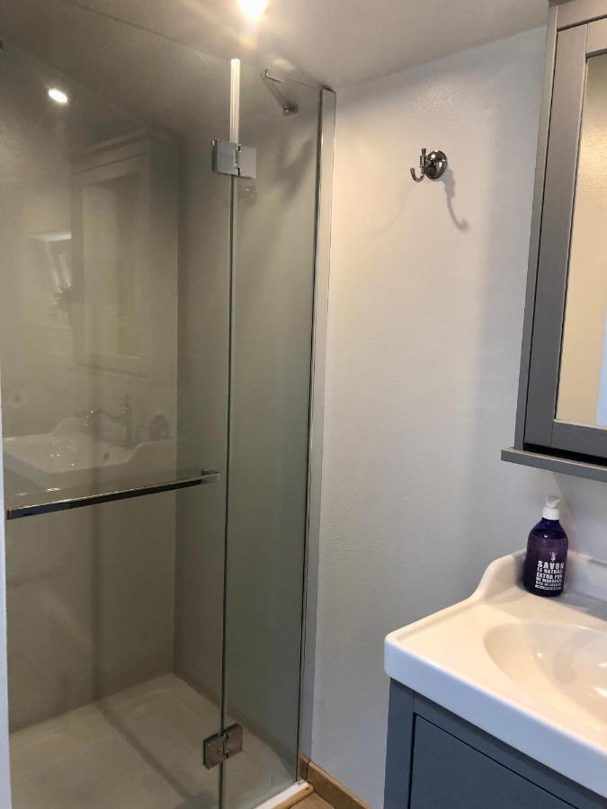 - Le Patio - Calme, Chaleureux, Unique Apartment Безансон Екстериор снимка